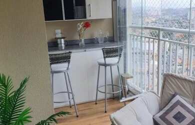 Imagem: O apartamento possui 2 Dormitórios, 1 Banheiro, 1 Vaga na garagem