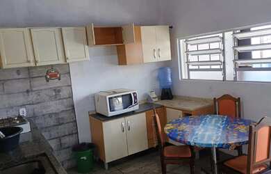 Imagem 8: Temporada! Casa com ótima localização a 100 metros da praia de Enseada