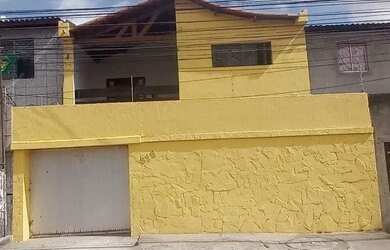 Imagem: A casa possui 3 Dormitórios, 3 Banheiros, 138m² de Área e