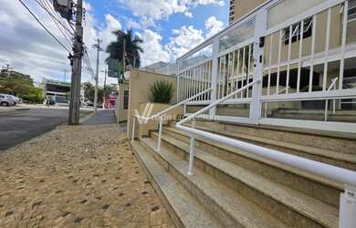 Imagem: O depósito possui 1 Vaga na garagem, 34m² de Área e está