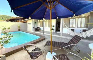 Imagem 2: Casa com 4 dormitórios à venda em Penha/SC