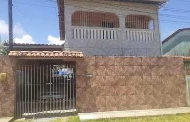 Imagem: A casa possui 2 Dormitórios, 3 Banheiros, 2 Vagas na garagem