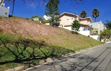 Imagem: O terreno possui 500m² de Área e está localizado em São