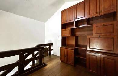 Imagem 10: Casa à venda, 05 dormitórios, suíte, terraço, salão de festas, bairro Camobi