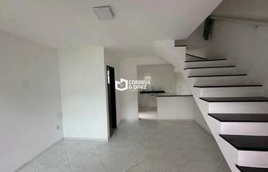 Imagem 2: Casa Duplex à Venda 2 Quartos