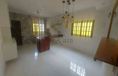 Imagem 3: Oportunidade - Casa Sobrado - Jardim Oriente - 3 Dormitórios - 186m²