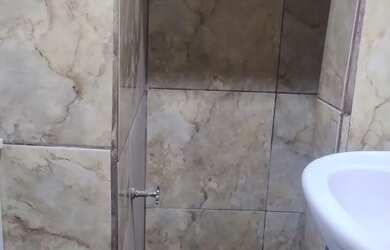 Imagem: A casa possui 1 Dormitório, 1 Banheiro e Varanda e está localizado