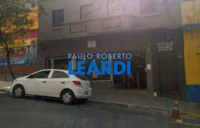 Imagem: O depósito possui 700m² de Área e está localizado em Lapa