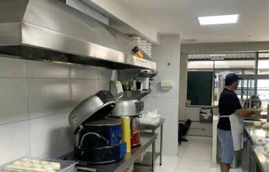 Imagem: O depósito possui 50m² de Área e está localizado em Barra