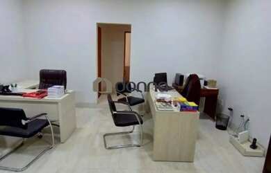 Imagem: A casa para alugar possui 2 Dormitórios, 2 Banheiros, 1 Vaga