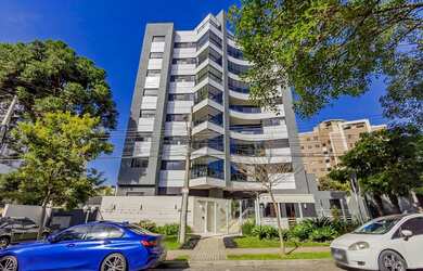 Imagem: O apartamento possui 3 Dormitórios, 2 Banheiros, 2 Vagas na