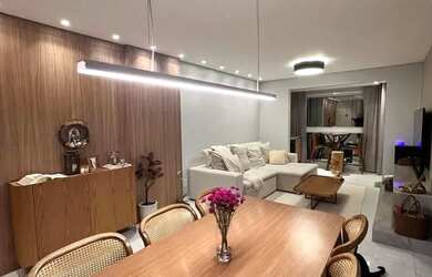 Imagem: O apartamento possui 3 Dormitórios, 2 Banheiros, 1 Vaga na