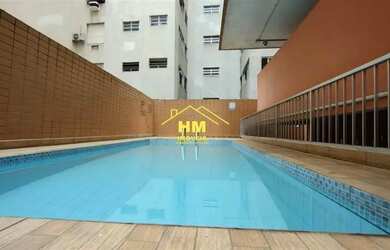 Imagem: O apartamento possui 1 Dormitório, 1 Banheiro, 1 Vaga na garagem