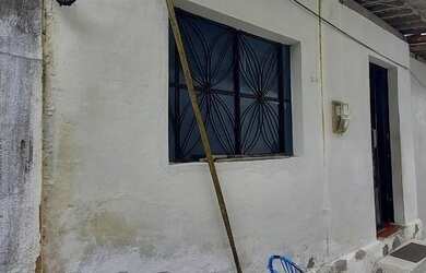 Imagem: A casa possui 2 Dormitórios, 1 Banheiro, 60m² de Área e