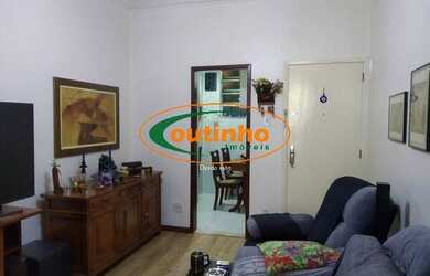 Imagem: O apartamento possui 1 Dormitório, 3 Banheiros, 1 Vaga na garagem