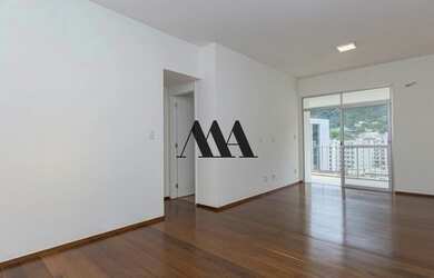 Imagem: O apartamento possui 2 Dormitórios, 2 Banheiros, 2 Vagas na