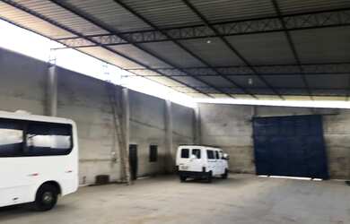 Imagem: O depósito possui 5 Vagas na garagem, 500m² de Área e está