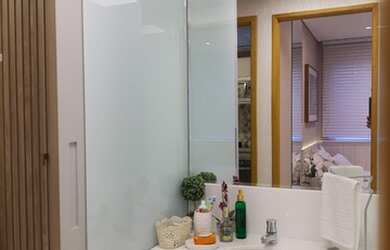 Imagem 9: Apartamento a venda de dois quartos na praia do Corsário orla de Salvador. Fale com Denise