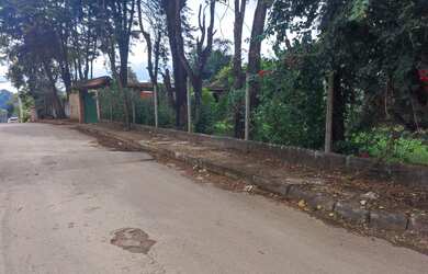 Imagem: O terreno possui 300m² de Área e está localizado em São