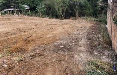 Imagem 14: Terreno limpo sem arvore com 2350 em Agronomia , 30 metros de frente por...