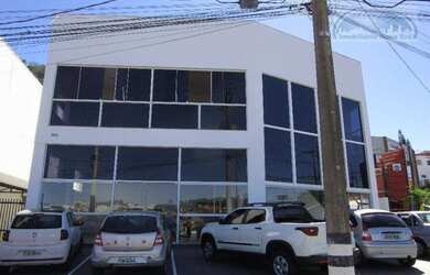 Imagem: O depósito possui 5 Vagas na garagem, 46m² de Área e está