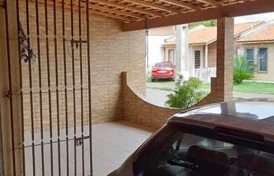 Imagem: A casa em condomínio possui 2 Dormitórios, 1 Banheiro, 2 Vagas
