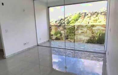 Imagem: O apartamento possui 2 Dormitórios, 2 Banheiros, 2 Vagas na