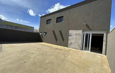 Imagem: O depósito possui 600m² de Área e está localizado em Distrito