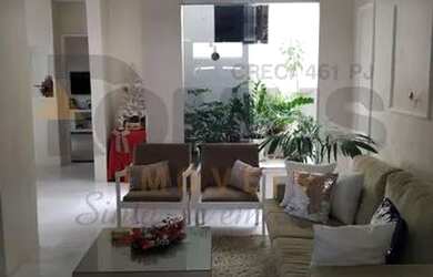 Imagem: A casa possui 4 Dormitórios, 4 Banheiros, 2 Vagas na garagem