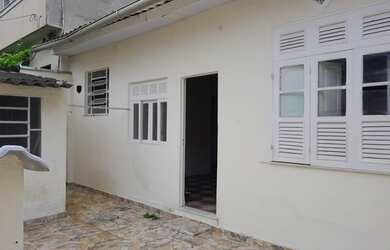 Imagem 2: Casa para aluguel. 83m² de Área, 1 Banheiroe2 Dormitórios