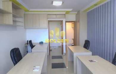 Imagem: O depósito possui 1 Vaga na garagem e 36m² de Área e está