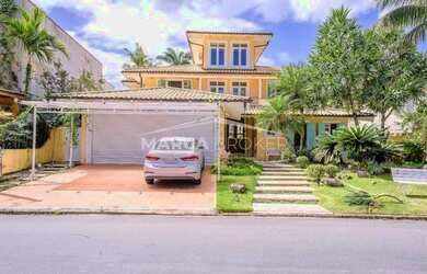 Imagem: A casa possui 5 Dormitórios, 5 Banheiros e 344m² de Área