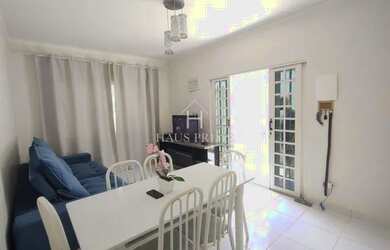 Imagem: A casa em condomínio possui 2 Dormitórios, 1 Banheiro, 2 Vagas