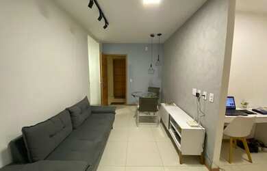 Imagem: O apartamento possui 1 Dormitório, 1 Banheiro, 1 Vaga na garagem