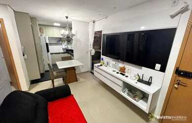 Imagem: O apartamento possui 2 Dormitórios, 1 Banheiro, 1 Vaga na garagem