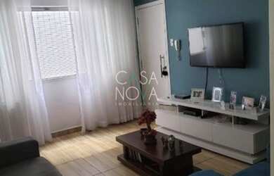 Imagem: O apartamento possui 2 Dormitórios, 1 Banheiro, 1 Vaga na garagem