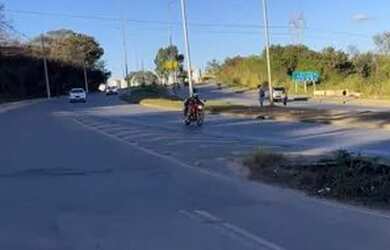 Imagem: O terreno possui 5.000m² de Área e está localizado em Bandeirantes