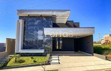 Imagem: A casa em condomínio à venda possui 3 Dormitórios, 4 Banheiros