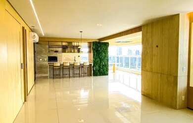 Imagem 2: Apartamento Marista. Ar-condicionado, 200m² de Área, 2 Vagas na garageme3...