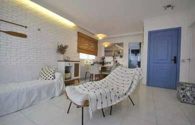 Imagem: O apartamento possui 4 Dormitórios, 4 Banheiros, 2 Vagas na