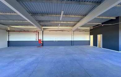 Imagem 16: Sala comercial no Bairro do Salto, com 240 m², estacionamento rotativo...