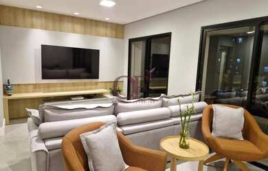 Imagem: O apartamento possui 3 Dormitórios, 5 Banheiros, 3 Vagas na