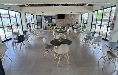 Imagem: O apartamento possui 3 Dormitórios, 2 Banheiros, 1 Vaga na