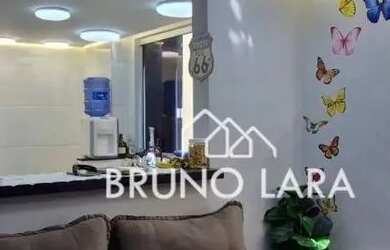 Imagem: O apartamentoe possui 2 Dormitórios, 1 Banheiro, 1 Vaga na