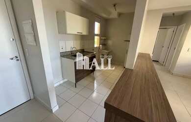 Imagem: O apartamento possui 2 Dormitórios, 2 Banheiros, 1 Vaga na