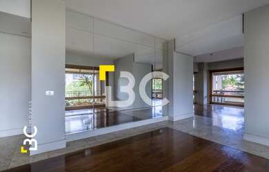 Imagem 9: BC Imóveis vende luxuoso apartamento 1 por andar alto padrão, com 4...