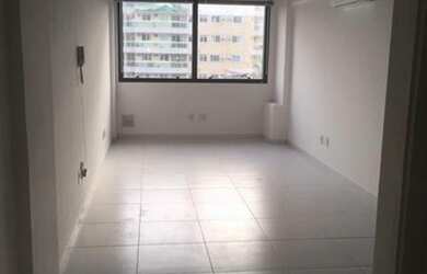 Imagem: O depósito possui 1 Vaga na garagem, 28m² de Área e está