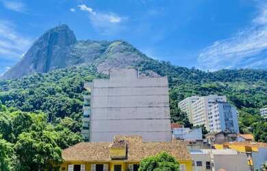 Imagem: O apartamento possui 2 Dormitórios, 2 Banheiros, 72m² de Área