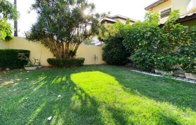 Imagem 2: Apartamento para venda com 430 metros quadrados com 4 quartos