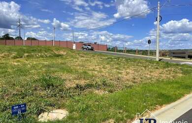 Imagem: O terreno possui 443m² de Área e está localizado em Jardins